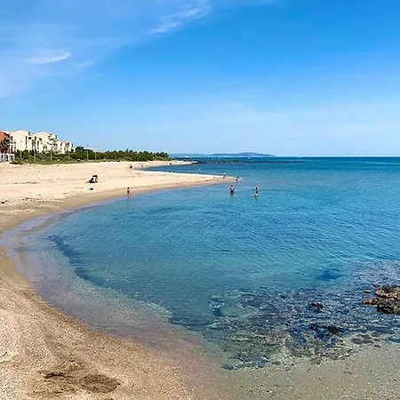 Iconic 652, T2 Vue Mer, Bien Equipe, Centre Port