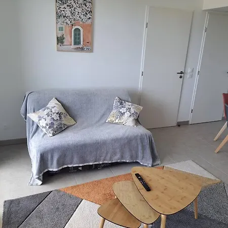 Iconic 652, T2 Vue Mer, Bien équipé, Centre Port *