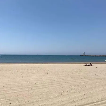 Appartement Iconic 652, T2 Vue Mer, Bien équipé, Centre Port *