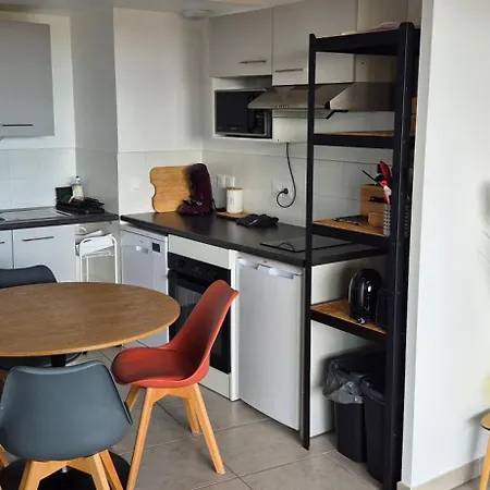 Apartament Iconic 652, T2 Vue Mer, Bien Equipe, Centre Port