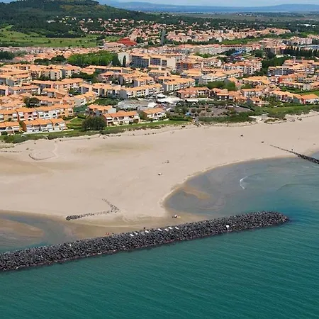 Iconic 652, T2 Vue Mer, Bien Equipe, Centre Port *