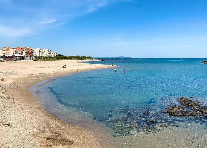 Iconic 652, T2 Vue Mer, Bien Equipe, Centre Port